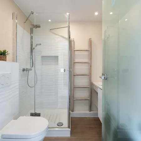 App 232 Apartman *